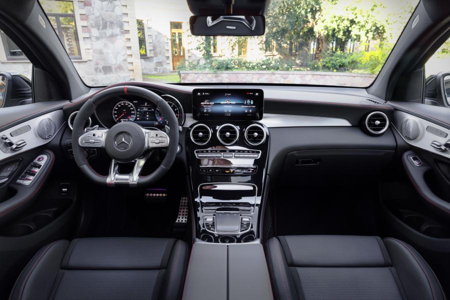Торпедо Mercedes-AMG GLC43 4Matic Coupe (C253) 2019 года  (WW) (фото 23 из 23)